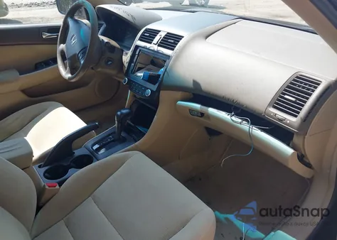 2007 Honda Accord 2.4 Lx z USA, uszkodzony, nr VIN 1HGCM56427A104827